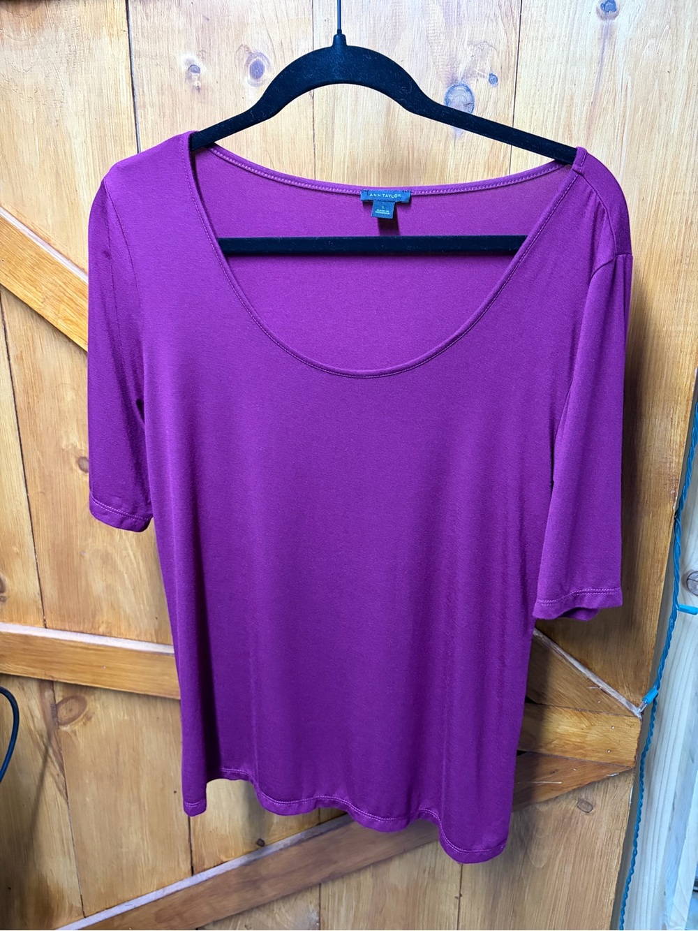Ann Taylor Short-Sleeve Scoop Neck Top - Plum